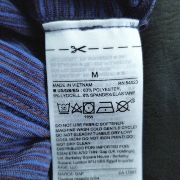 GAP FIT Short Tee Shirt Blue Red Active V Neck - Picture 4 of 4